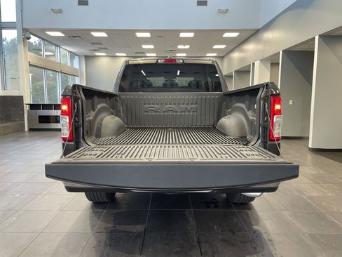 Used 2022 RAM 1500 Big Horn AWD/4WD image 32