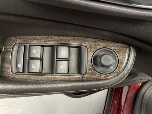 Used 2015 Chevrolet Malibu LT w/ Power Convenience Package FWD image 10