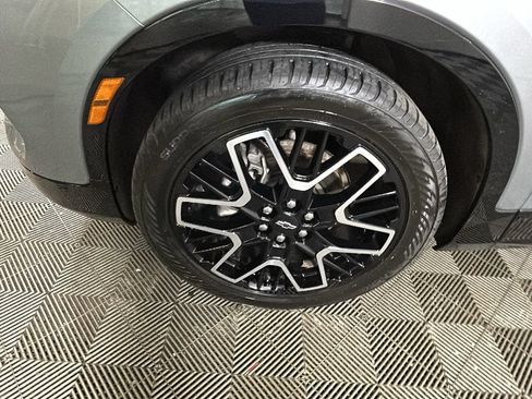 Used 2023 Chevrolet Blazer RS AWD/4WD image 11