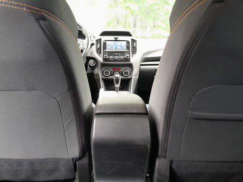 Used 2020 Subaru Crosstrek 2.0i Premium w/ Moonroof Package 2 AWD/4WD image 30