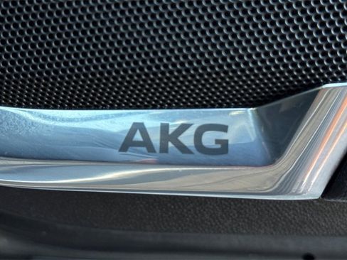 Used 2023 Cadillac Escalade ESV Sport Platinum image 22