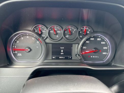 Used 2020 Chevrolet Silverado 1500 Custom w/ Custom Value Package RWD image 12