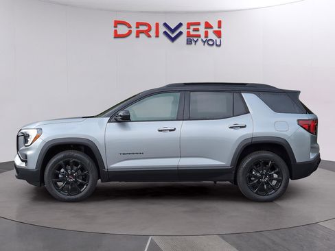 New 2026 GMC Terrain Elevation w/ Black Edition image 2