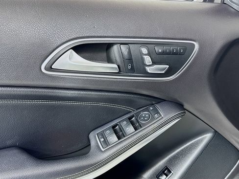 Used 2018 Mercedes-Benz GLA 250 4MATIC image 12