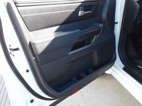 Used 2025 Toyota Tundra SR5 w/ SR5 Convenience Package image 15