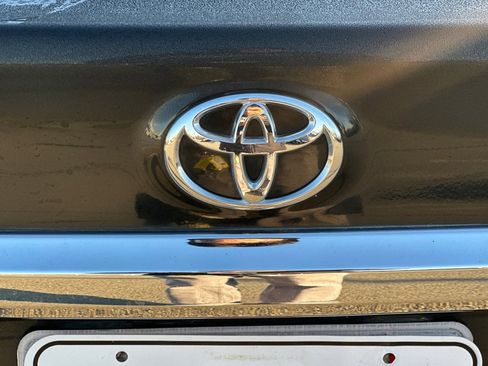 Used 2012 Toyota Corolla L image 44