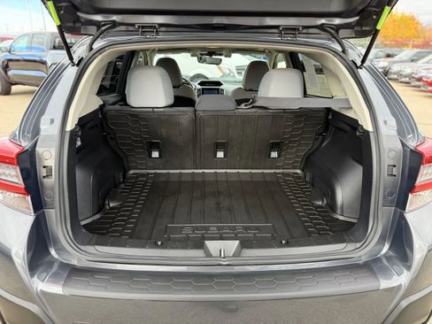 Used 2023 Subaru Crosstrek 2.0i Premium image 16