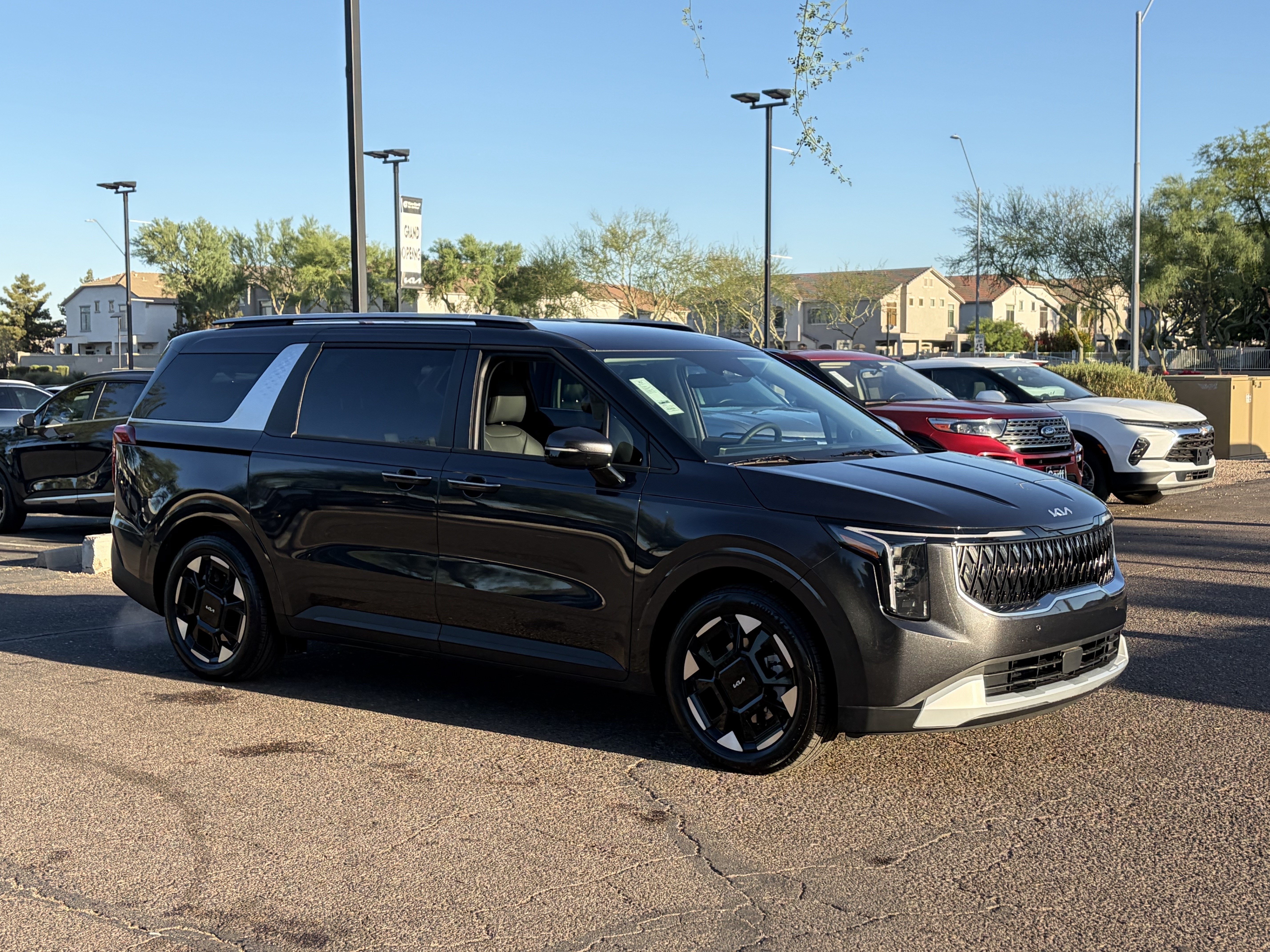 New 2026 Kia Carnival EX FWD image 33