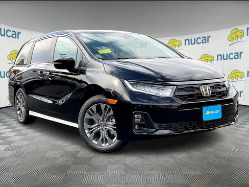 New 2026 Honda Odyssey Touring image 1