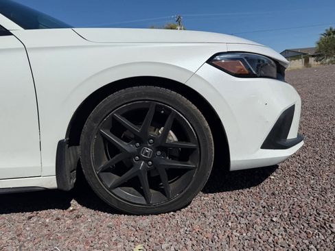 Used 2022 Honda Civic Sport image 6