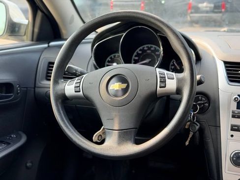 Used 2011 Chevrolet Malibu LT w/ Power Convenience Package FWD image 18