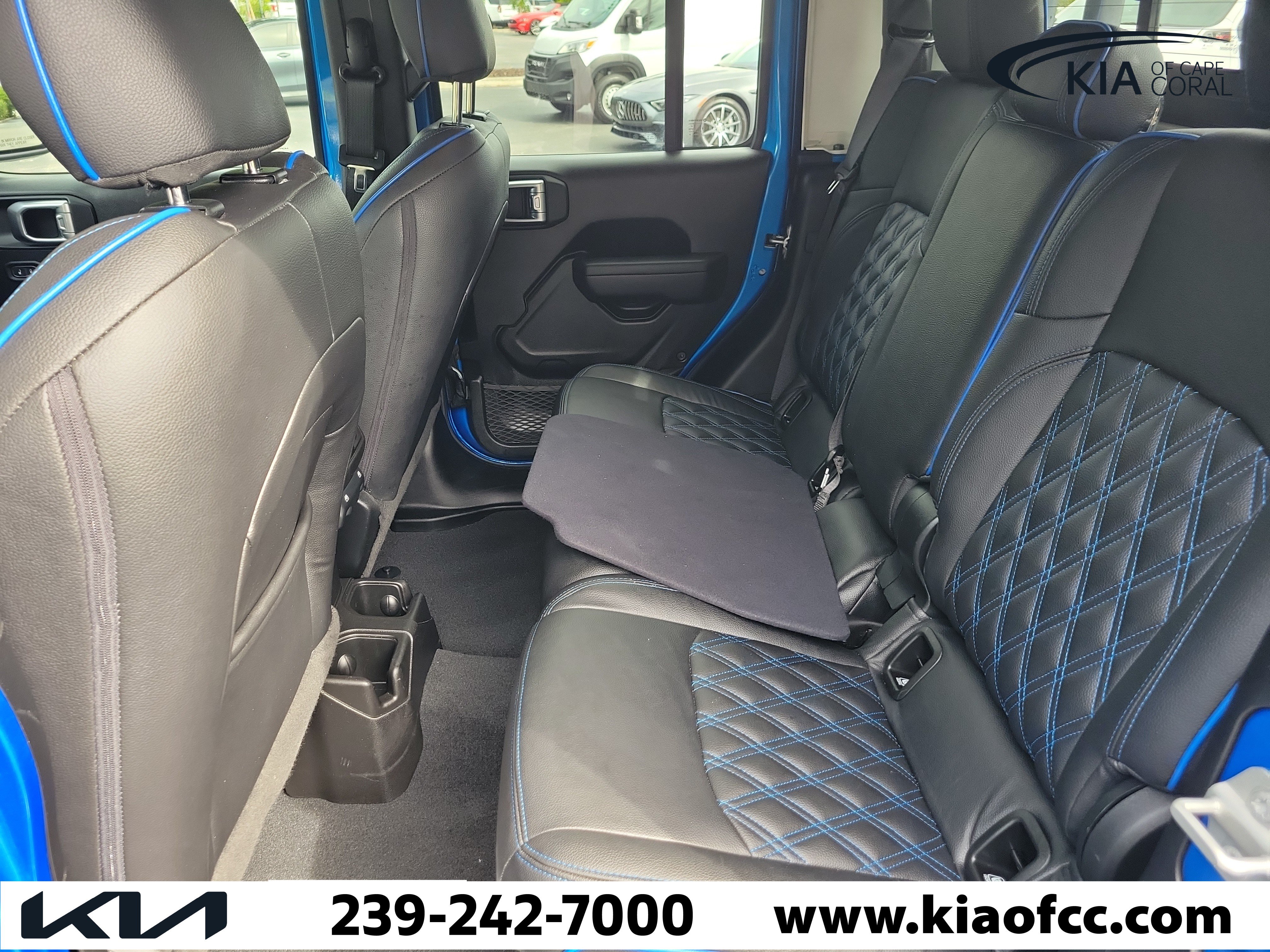 Used 2024 Jeep Gladiator Sport AWD/4WD image 11