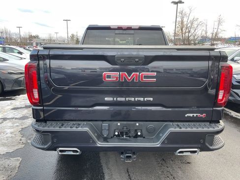 Used 2022 GMC Sierra 1500 AT4 w/ AT4 Premium Package image 7
