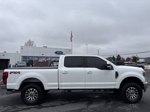 Used 2022 Ford F250 Lariat w/ Lariat Ultimate Package image 2