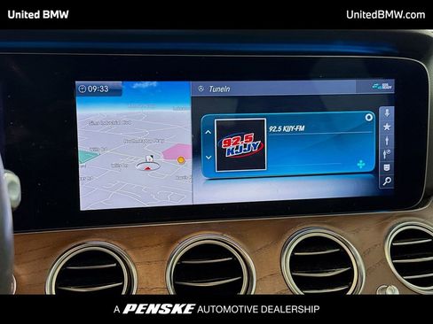 Used 2020 Mercedes-Benz E 350 Sedan image 8