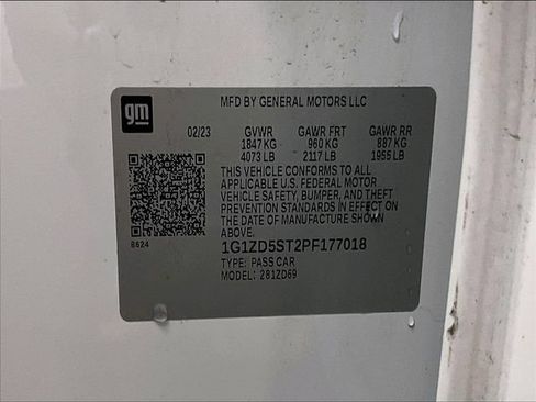 Used 2023 Chevrolet Malibu LT FWD image 32