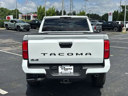 New 2026 Toyota Tacoma TRD Off-Road AWD/4WD image 33