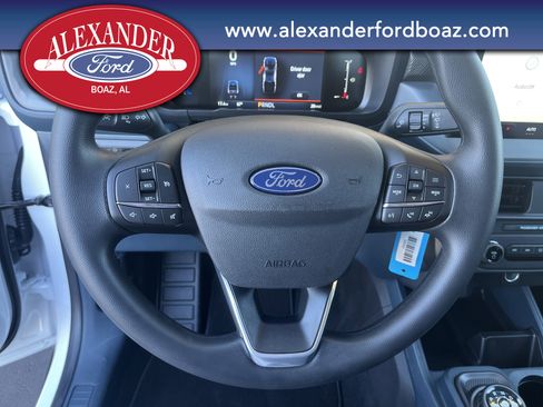 New 2025 Ford Maverick XL image 23