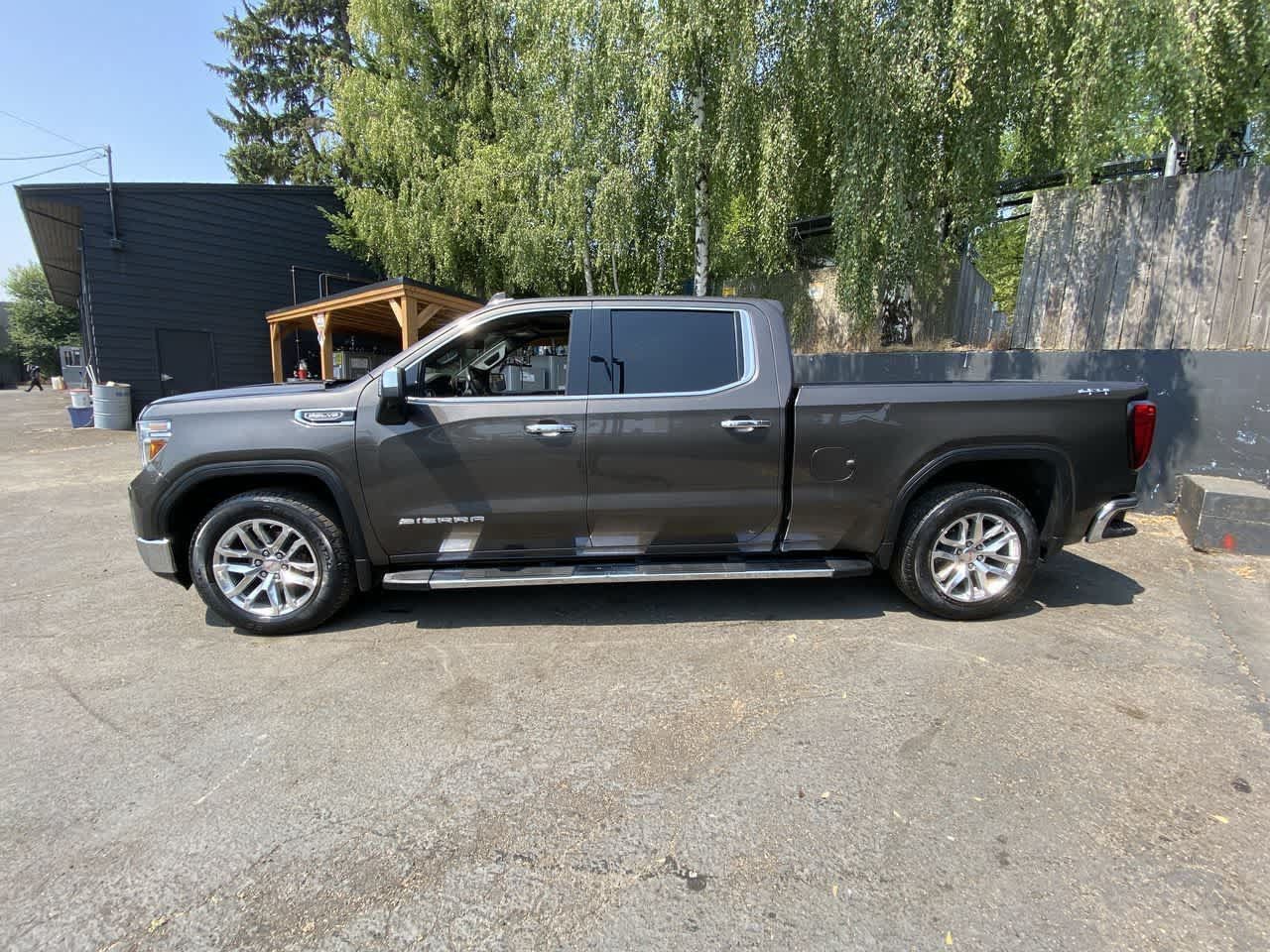 Used 2019 GMC Sierra 1500 SLT w/ SLT Premium Plus Package AWD/4WD image 3