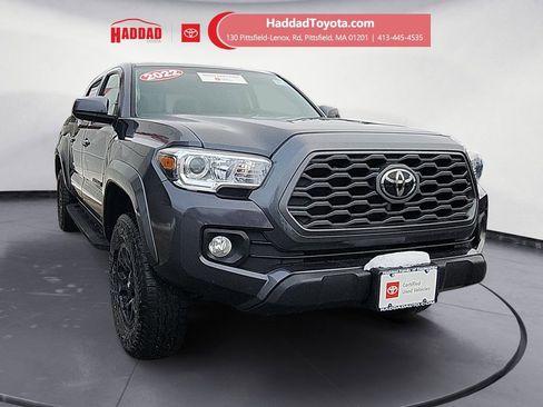 Certified 2022 Toyota Tacoma SR5 image 7
