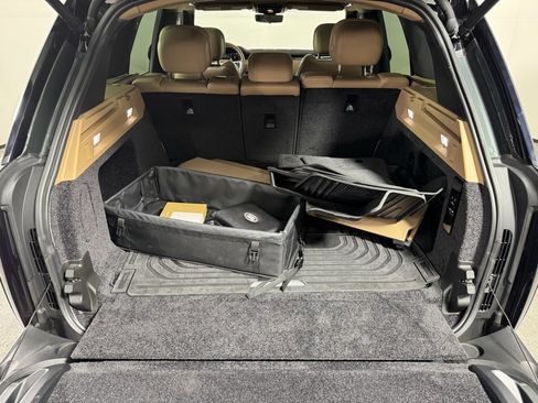 Used 2023 Land Rover Range Rover SE image 30