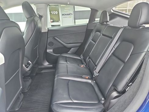 Used 2023 Tesla Model Y Long Range image 24