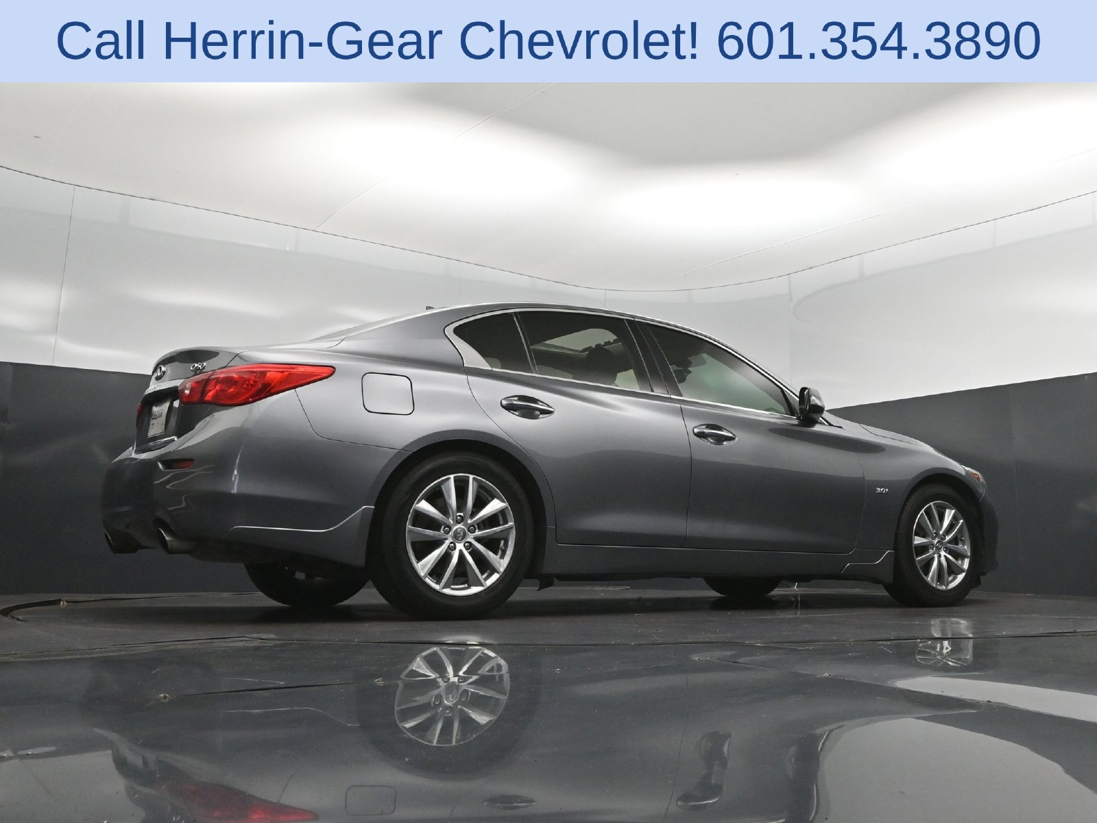 Used 2017 INFINITI Q50 3.0t Premium w/ 3.0T Premium Plus Package RWD image 42