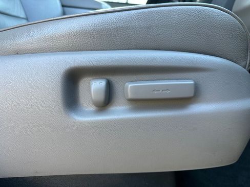 Used 2013 Honda Pilot Touring image 30