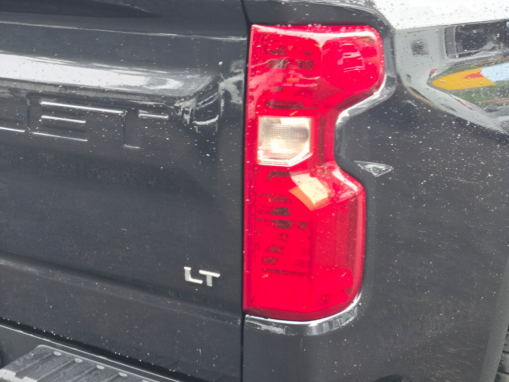 Certified 2024 Chevrolet Silverado 1500 LT AWD/4WD image 8