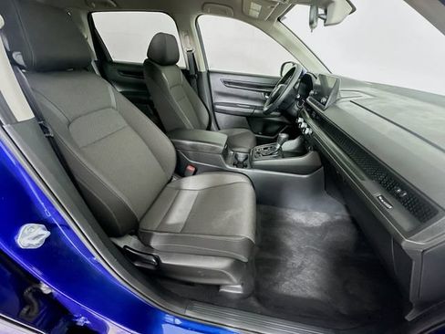 Used 2025 Honda CR-V LX image 7