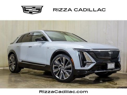 New 2026 Cadillac Lyriq Signature Luxury image 1