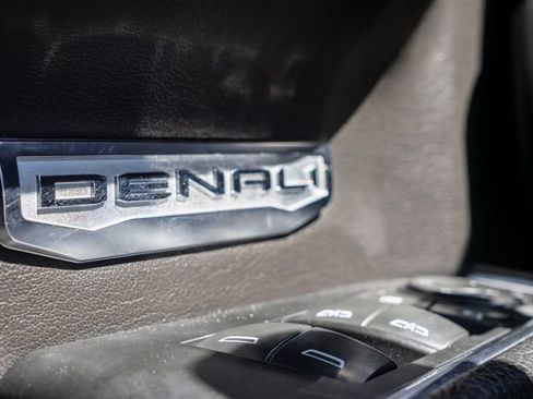 Used 2023 GMC Sierra 1500 Denali AWD/4WD image 44