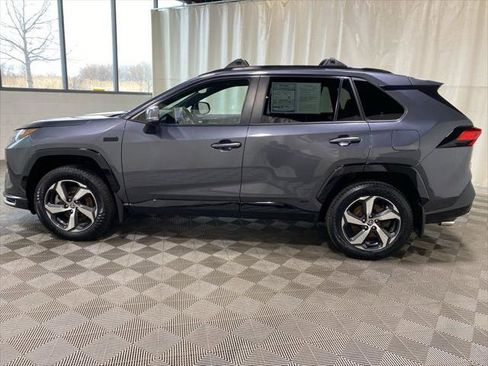 Certified 2023 Toyota RAV4 SE w/ Weather & Moonroof Package image 4