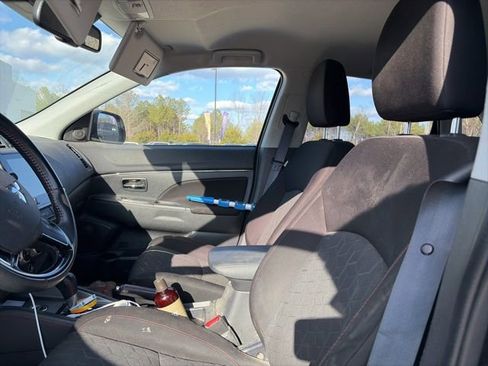 Used 2021 Mitsubishi Outlander Sport AWD image 19