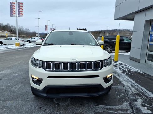 Used 2018 Jeep Compass Latitude w/ Popular Equipment Group image 2
