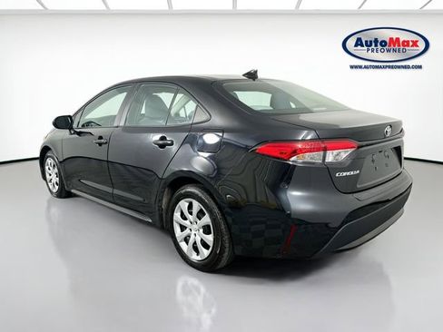 Used 2021 Toyota Corolla LE FWD image 5