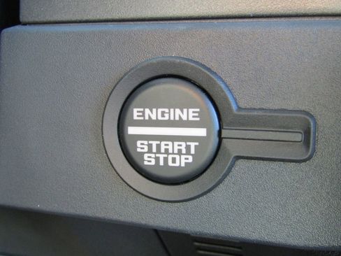 New 2025 Ford Bronco Raptor image 31