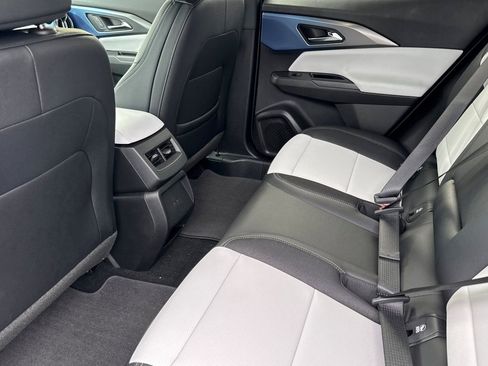 New 2026 Chevrolet Equinox EV LT image 11