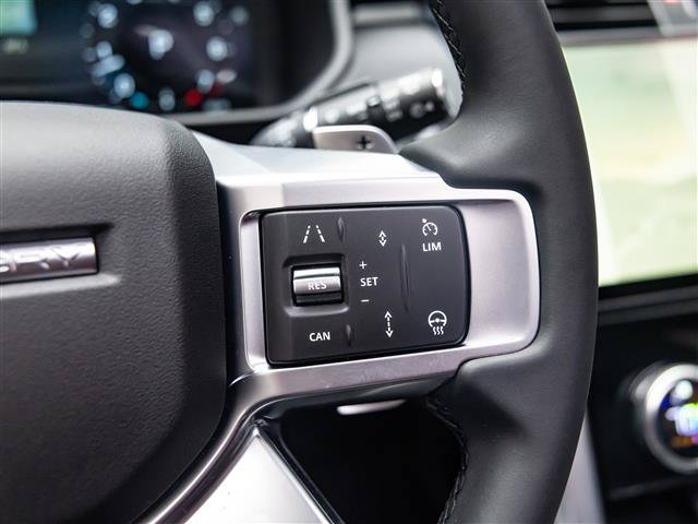 New 2026 Land Rover Discovery S AWD/4WD image 22