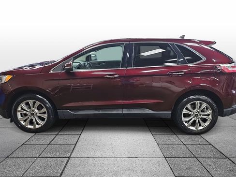 Used 2024 Ford Edge Titanium image 8