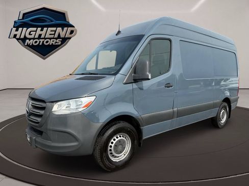 Used 2019 Mercedes-Benz Sprinter 144 image 3