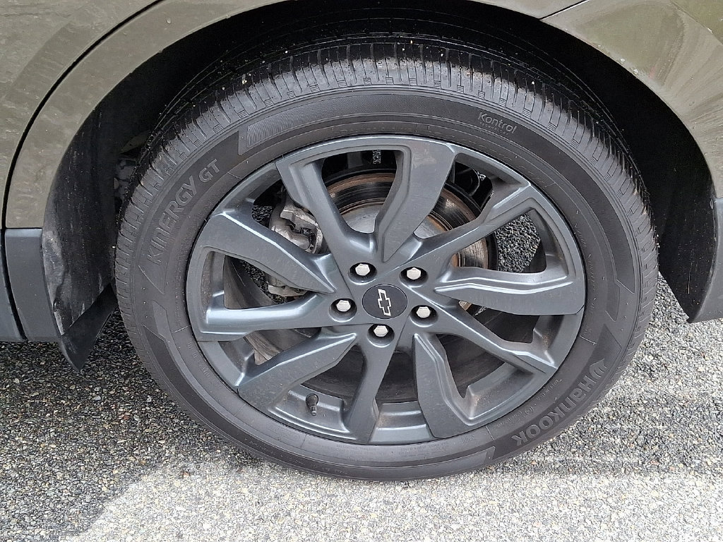 Used 2023 Chevrolet Equinox RS AWD/4WD image 12