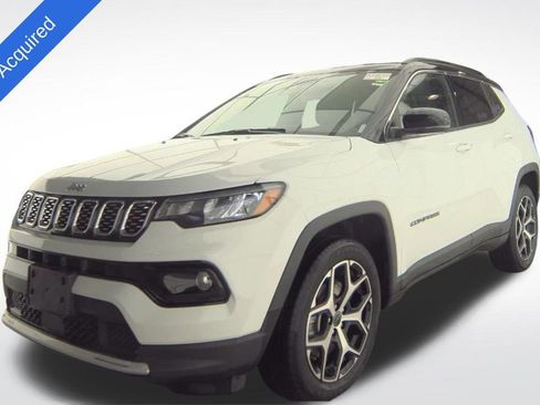 Used 2025 Jeep Compass Limited image 1