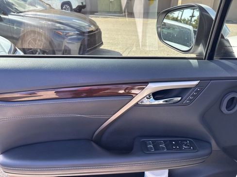 Used 2019 Lexus RX 450h AWD w/ Navigation Package image 18