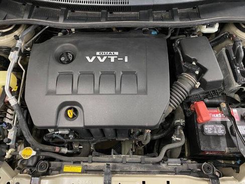 Used 2010 Toyota Corolla FWD image 9