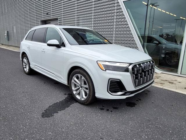 Certified 2025 Audi Q7 3.0T Prestige AWD/4WD image 4