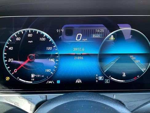Used 2023 Mercedes-Benz E 350 4MATIC Sedan image 26