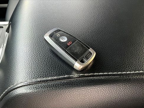 Used 2019 Ford F150 Lariat w/ Trailer Tow Package image 35