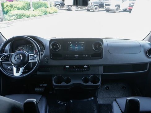 Used 2019 Mercedes-Benz Sprinter 2500 w/ Acoustic Package image 30