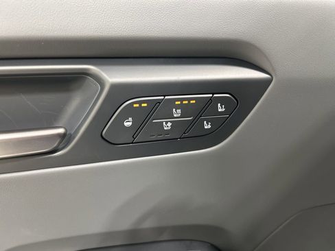 New 2026 Kia EV9 Wind image 13